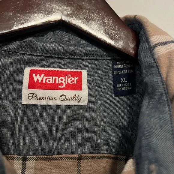 Wrangler Brown Plaid Button-Up Shirt | Men’s Western workwear outdoor Flannel XL - Picture 3 of 3
